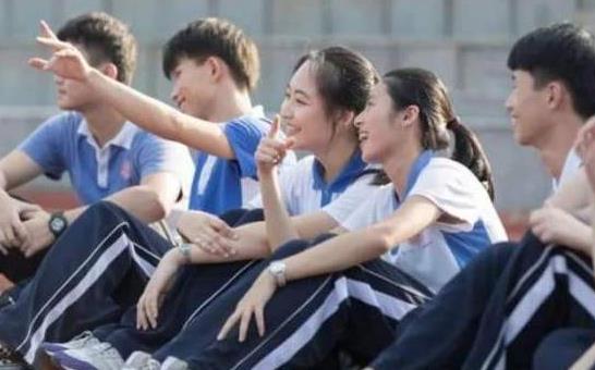 初中200多分可以上什么中專技校？