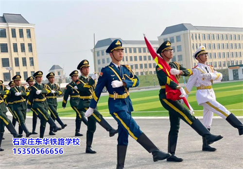 石家莊東華鐵路學(xué)校管的嚴(yán)嗎？可以隨便出入學(xué)校嗎？