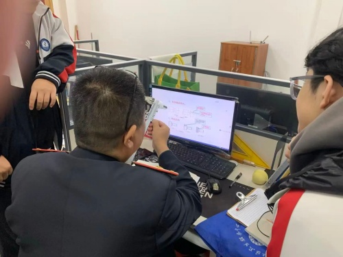 石家莊東華鐵路學(xué)校有計算機專業(yè)嗎？